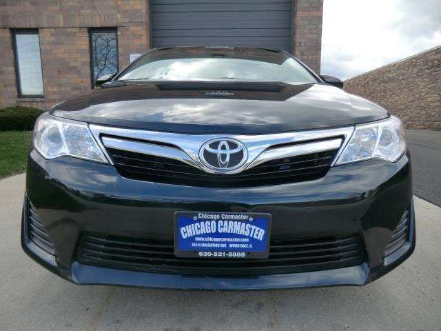 2014 Toyota Camry LE 31K Miles Backup Camera-Bluetooth-Clean CARFAX